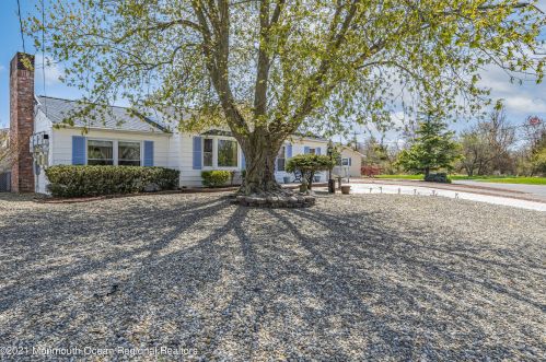 1032 Orlando Dr, Lacey NJ  08731-5510 exterior