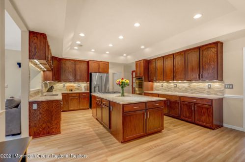 49 Polo Club Dr, East Freehold NJ  07728-8072 exterior