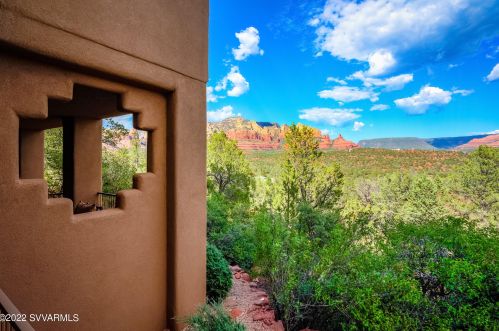 206 Calle Francesca, Sedona AZ 86336-4760 exterior
