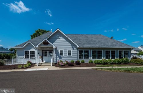 2006 Waterford Rd, Yardley PA  19067-5430 exterior