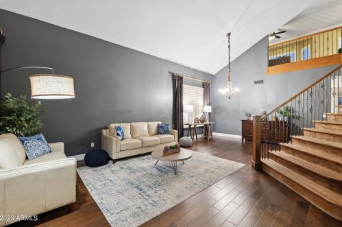 4822 Avenida Del Rey, Phoenix AZ  85083-2203 exterior