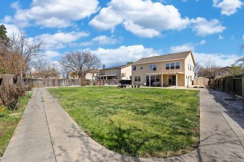 11154 Graeton Cir, Mather CA  95655-3048 exterior