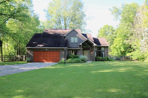 5770 Plumb Rd, Galena, OH 43021-9711