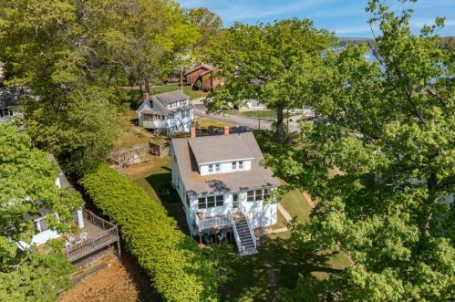 6 Davis Way, Worcester MA  01604-1314 exterior