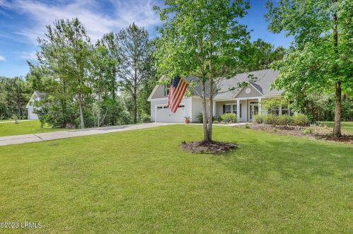 447 Osprey Lake Cir, Bellinger, SC 29927-2709