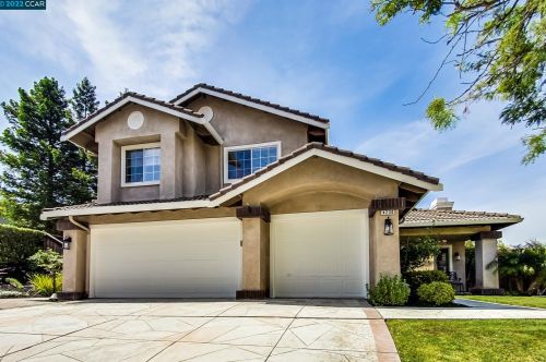 4230 Nottingham Dr, Danville, CA 94506-1277