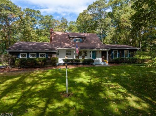499 Hill Rd, Glen Gardner, NJ 08826-3265