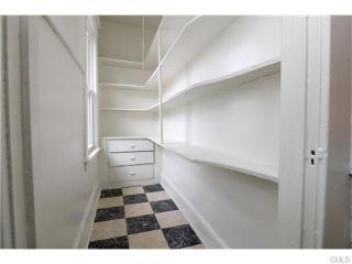 649 Capitol Ave, Bridgeport CT  06606-5203 exterior