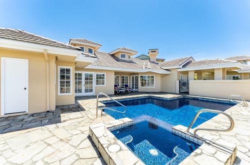 98-891 Kuhao Pl, Aiea, HI 96701-2784