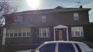 34 Shaler Ave, Fairview NJ  07022-2112 exterior
