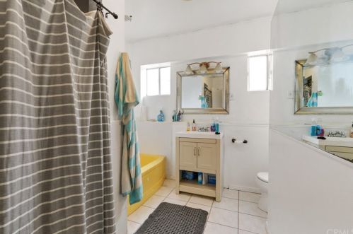 2766 Chestnut Ave, Long Beach CA  90806-2508 exterior