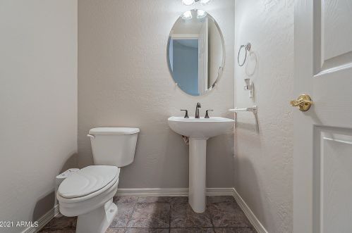 5330 Angela Dr, Scottsdale AZ 85254-6409 exterior