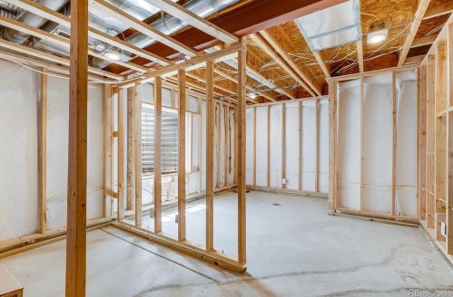 20138 Dartmouth Dr, Denver CO 80013-8433 exterior