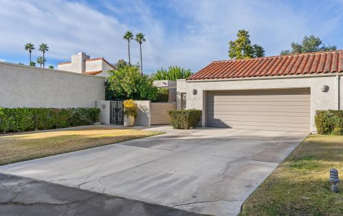 703 Inverness Dr, Rancho Mirage, CA 92270-1440