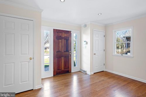 125 Montchan Dr, Wilmington, DE 19807-2125