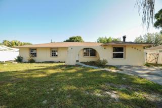 5045 Silk Oak Dr, Sarasota, FL 34232-5409