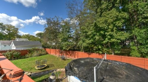 12 Hickory St, Cranford NJ  07016-3045 exterior