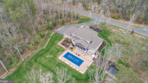 7905 Waterford Dr, Spotsylvania VA  22551-2204 exterior