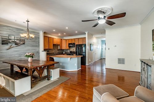 155 Fawn Dr, Gilbertsville PA  19525-8103 exterior