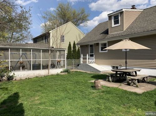 447 Berkshire Rd, Ridgewood NJ  07450-5533 exterior