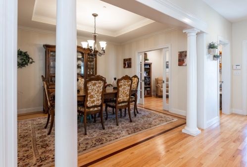 31 Southwoods Rd, Chester NH  03036-4344 exterior