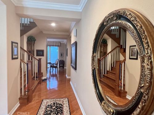 12275 Old Harbor Ct, Seal Beach, CA 90740-2777