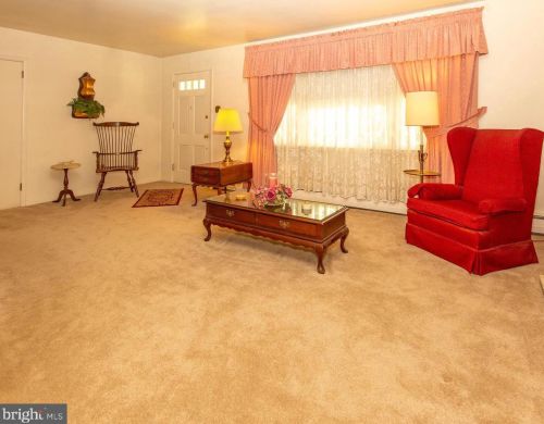 1518 Erbs Mill Rd, Blue Bell, PA 19422-3510