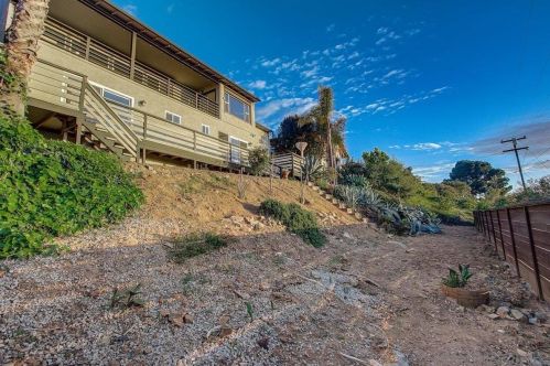 4360 Smt Dr, La Mesa CA 91941-7844 exterior