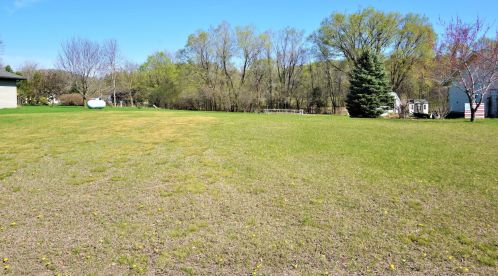 808 Don Dr, Pepin, WI 54759-9773