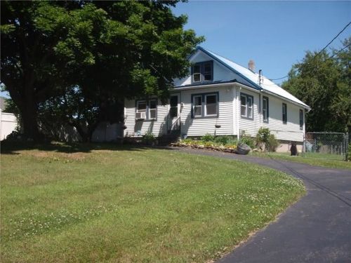 2028 Whitney Rd, Fairport, NY 14450-9424