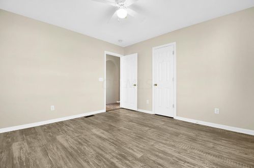 135 Spring Flower Way, Pataskala OH 43062-6997 exterior