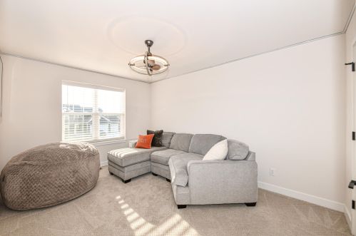 9110 Creekside Cir, Kenosha WI  53158-3245 exterior