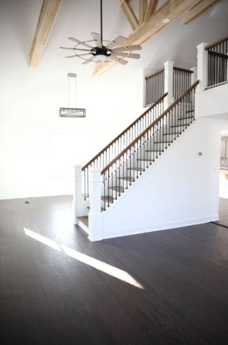 1002 Crawford Ave, Connellsville PA  15425-2428 exterior