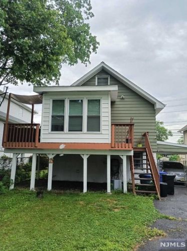 219 Park St, Moonachie NJ  07074-1117 exterior