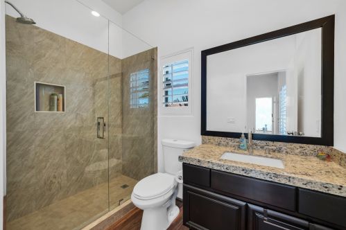 94 Kavenish Dr, Rancho Mirage CA  92270-3247 exterior