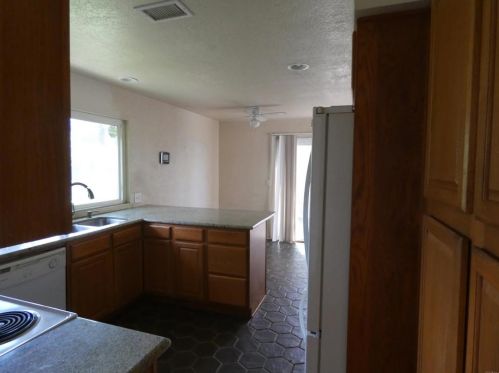 19515 Japatul Rd, Alpine CA  91901-3412 exterior