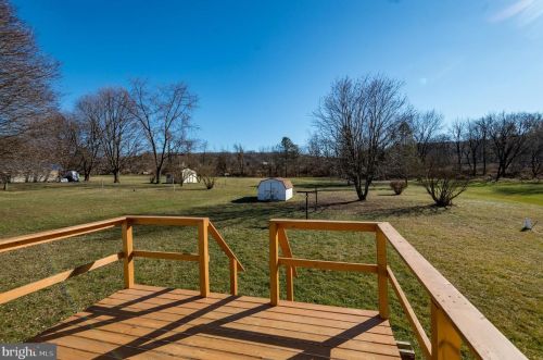 904 Park Rd, Blandon, PA 19510-9659