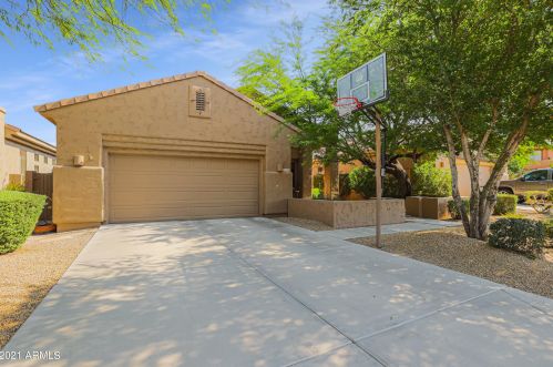 7690 Sands Dr, Scottsdale, AZ 85255-4855