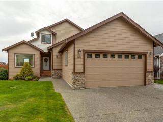 2671 Lochcarron Dr, Ferndale, WA 98248-8994