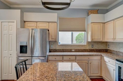 4227 Harbor Lake Dr, Lutz FL  33558-9710 exterior