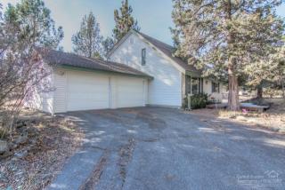 63855 Sunset Dr, Bend, OR 97701-8407