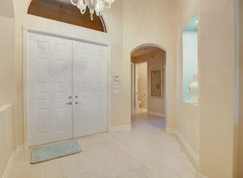 7831 Via Grande, Boynton Beach FL  33437-7518 exterior