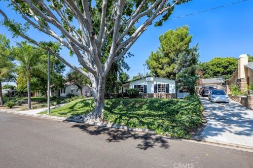 16267 Pasada Dr, Whittier, CA 90603-1654