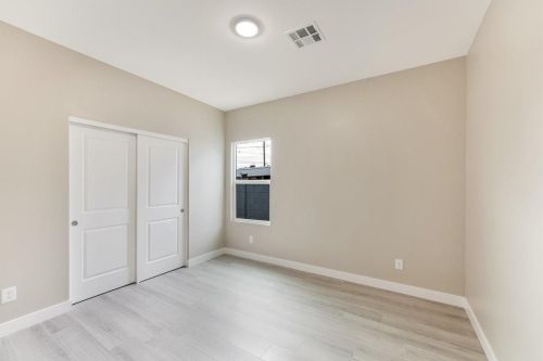 4815 37 Ave, Phoenix AZ 85053-4604 exterior