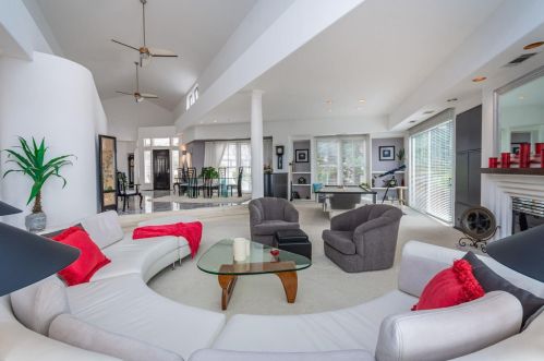 221 Cascade Fls Dr, Folsom CA 95630-1575 exterior