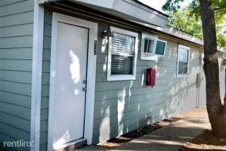 500 Foch St, Bryan TX  77801-4757 exterior