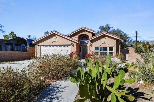 66338 6th St, Desert Hot Springs, CA 92240-3128