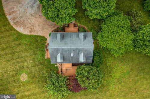 14260 Rehobeth Church Rd, Lovettsville VA  20180-3218 exterior