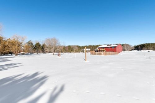 1406 138th Ave, New Johannesburg WI  54017-6821 exterior