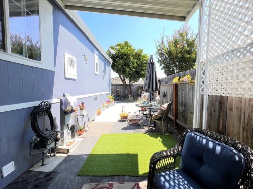 1085 Tasman Dr, Sunnyvale CA  94089-5001 exterior